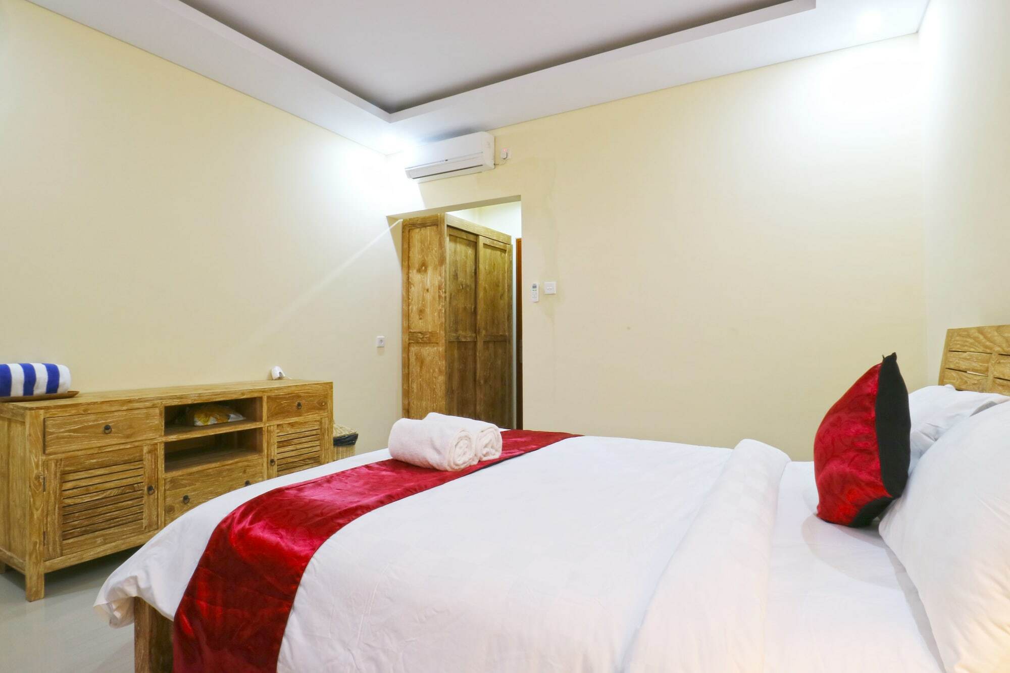 Lotus Bali Guest House Чангу Экстерьер фото
